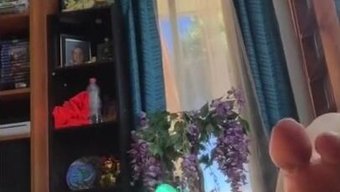 Kızların Solo Oyunu: Orgazma Kadar Mastürbasyon