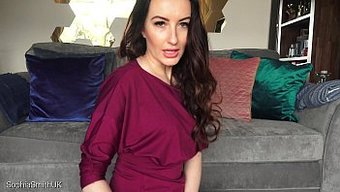 Mistress Smith Size Nasıl Düzgün Bir Şekilde Mastürbasyon Yapacağınızı Öğretiyor