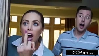 Nicole Ve August'Un Komşularıyla Erotik Buluşması