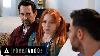 Madi Collins, Üvey Babası Ve Sosyal Hizmet Uzmanından Sert Tükürük Kızartması Alıyor