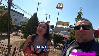 Baby Kat'In Çılgın Yolculuğu: Podcast, Dildo Oyunu Ve Kinky Bir Taksi Meydan Okuması.