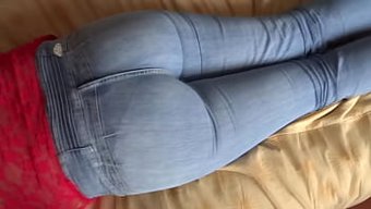 Büyük Yaraklı Milf Büyük Bir Boşalma Alıyor