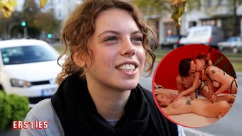 Genç Kızıl Saçlı Bir Kızın Fantezisi Gerçeğe Dönüşüyor.