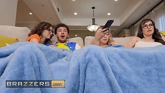 Lexi Luna Plays With Chloe Surreal Before Sharing Her Bf'S Dick With Her Stepdaughter Leana Lovings - Brazzers