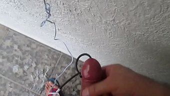 Tek Başına Çocuğun Elektro-Sesli Boşalması