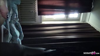 Büyük Siyah Yarak, Ev Yapımı Videoda Alman Üniversite Öğrencisiyle Buluşuyor