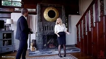 Üvey Anne Ve Politikacı Bdsm Üçlüsünde Bağlanıyorlar