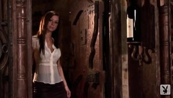 Jessica Decarlo'Nun Göğüsleri Ve Amcığı Playboy Videosunda