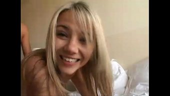 Ashlynn Brooke'Un Harika Kıçı Ve Güzel Bir Trim Videosunda Harika Bir Sikiş Sahnesi.