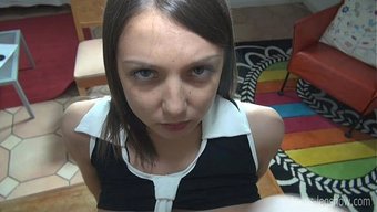 Foxy Di'Nin Sıcak Pov Kayış Aksiyonu Duyusal Bir Sahnede.