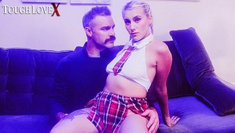 Indica Monroe'Nun Örgülü Saçlarındaki Derin Boğaz Ve Vajina Eylemi
