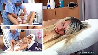 Spekulum Ve Klitoris Uyarımı Ile Minyon Kızın Anal Muayenesi