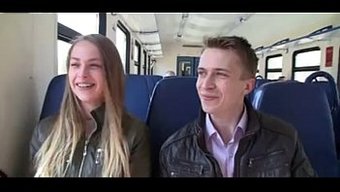 Milana Fox, Rus Üçlü Videosunda Başrolde