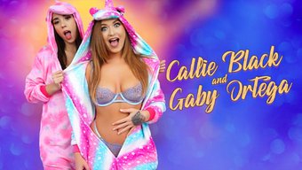 Üvey Kardeşler, Kıvrımlı Üvey Kız Kardeşler Callie Black Ve Gaby Ortega Ile Üçlüde Biraz Aksiyon Yaşıyor.