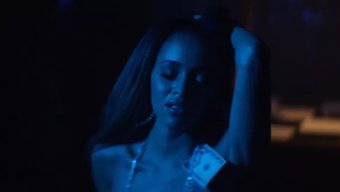 Keke Palmer, Vanessa Morgan'In Göğüslerini Sıcak Bir Sahnede Kavrıyor