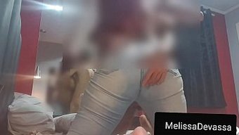 Partnerim Kot Pantolonumdan Değil, Kızıl Saçlarımdan Etkileniyor Ve Oral Zevke Dalıyoruz