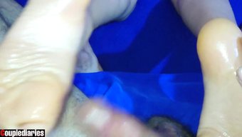 Arap Olgun Bir Eş Ve Kocasıyla Ayak Fetişi Eğlencesi