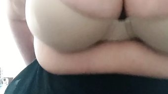 Tombul Kız Arkadaşının Mutfakta Mastürbasyon Yaptığı Pov Videosu