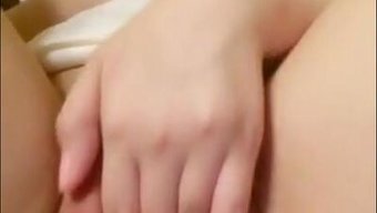 Japon Güzeli Cfnm Videosuyla Mastürbasyon Yapıyor