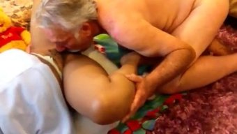 Ebony Amatör, Sert Sikiş Sırasında Içine Boşalıyor