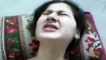 Bangla Kızın Softcore Videoda Orgazm Deneyimi