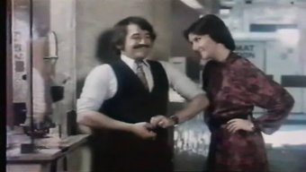 Fransız Klasiği Retro Bir Havayla