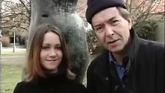 Yaşlı Adam Ve Genç Kız Ev Yapımı Videoda Eğleniyorlar