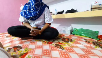 Genç Hint Hemşire, Tutkulu Seks Için Hastanede Doktorla Aldatıyor