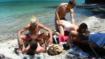Alman Açık Hava Orgisinde Yakın Çekim Yarak