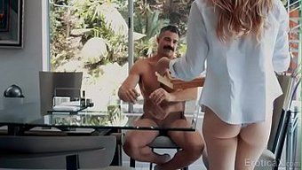 Charles Dera Ve Tiffany Watson Ile Içsel Aşk Sahnesi