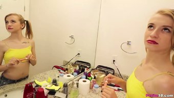 Kristy, Minyon Genç, Kremsi Bir Son Yaşıyor