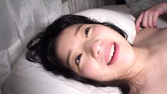 Yuuna Himekawa'Nın Hd'De Oral Ve Parmak Eylemi