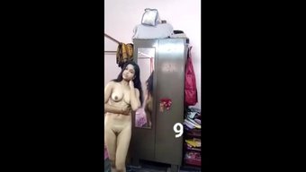 Bu Erotik Videoda Çıplak Hintli Kadınları Derecelendirin