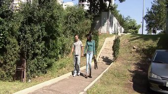 Sansürsüz Latin Genç, Sert Amcık Sikişi Ve Orgazm Yaşıyor