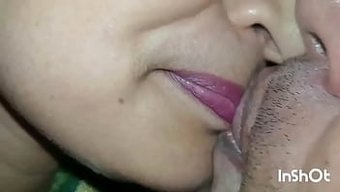 Lalitha Bhabhi'Nin Sıcak Cowgirl Sürüşü Ve Creampie Bitişi