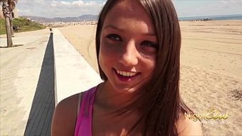 Foxy Di'Nin Spunky Seansı