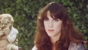 Büyük Doğal Göğüslü Klasik Vintage Amerikan Pornosu