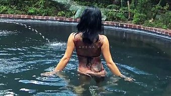 Lance Hart Ve Büyük Yaraklı Milf'Ten Sakso Ve Boşalma Talimatları