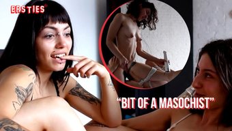 Doğal Ve Sapık Alman Kızlar Bdsm Oyununa Dalıyor
