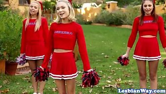 Sevimli Cheerleader'Lar Pratik Sonrası Grup Seks Seansı Yapıyorlar