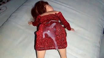Büyük Popolu Güzellik Elbisesine Boşalıyor