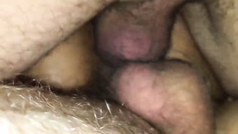 Sıkı Amcıklarla Asyalı Creampie Grup Seks