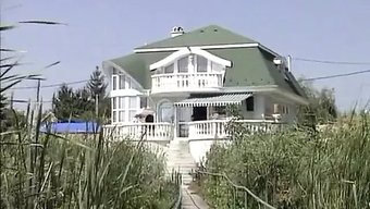 Üniversiteli Bebek, Üvey Babası Tarafından Sıkı Amını Siktiriyor