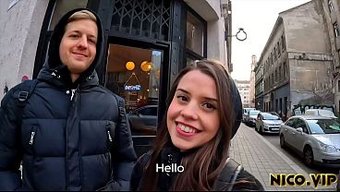 Jamie Young Ve Sevgilisi, Evde Aşırı Bir Göt Sikme Videosu Çekiyor.