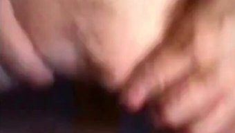 Amatör Italyan Çiftin Ev Yapımı Videoda Anal Macerası