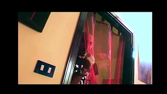 Italyan Porno Yıldızlarıyla Klasik Penis Eylemi