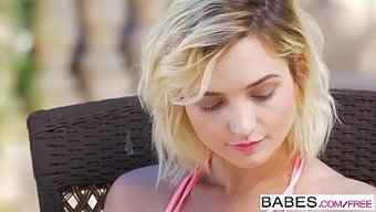 Milfs Elizabethjane Ve Taraolia Ashley Sert Anal Eylemde