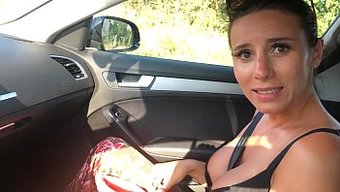 Sahte Şoförle Uber'In Arkasında Halka Açık Seks