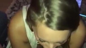 Uzaylı Tini, Sıcak Bir Budapeşte Deneyiminin Tadını Çıkarıyor, Bir Sik Emme Ile.