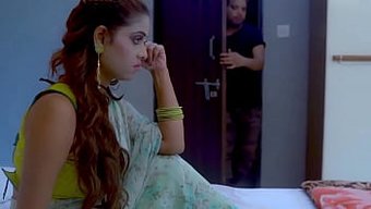 Hindu Üvey Kardeşim Bana Sert Bir Anal Sikiş Veriyor